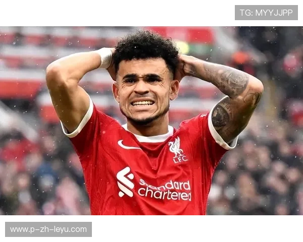 利物浦迪亚斯凌空撩射展现惊人弹跳，绝美进球让球迷沸腾！