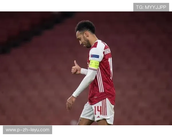 奥林匹亚科斯福图尼斯多次精准挑传引发掌声